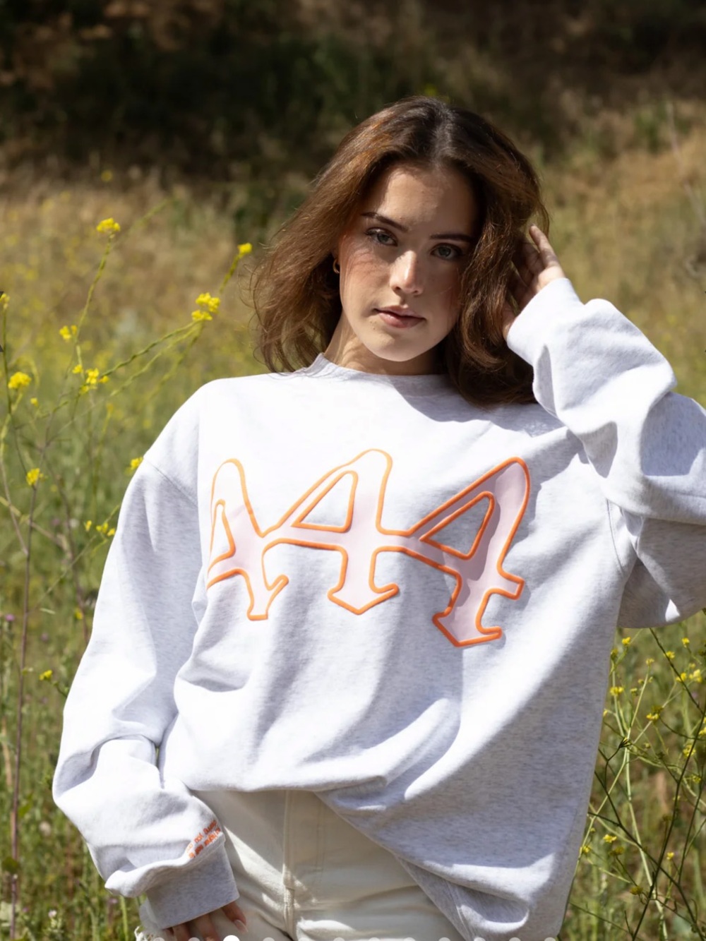 The Mayfair group Divinely Protected Classic Crewneck xs - Picture 6 of 8